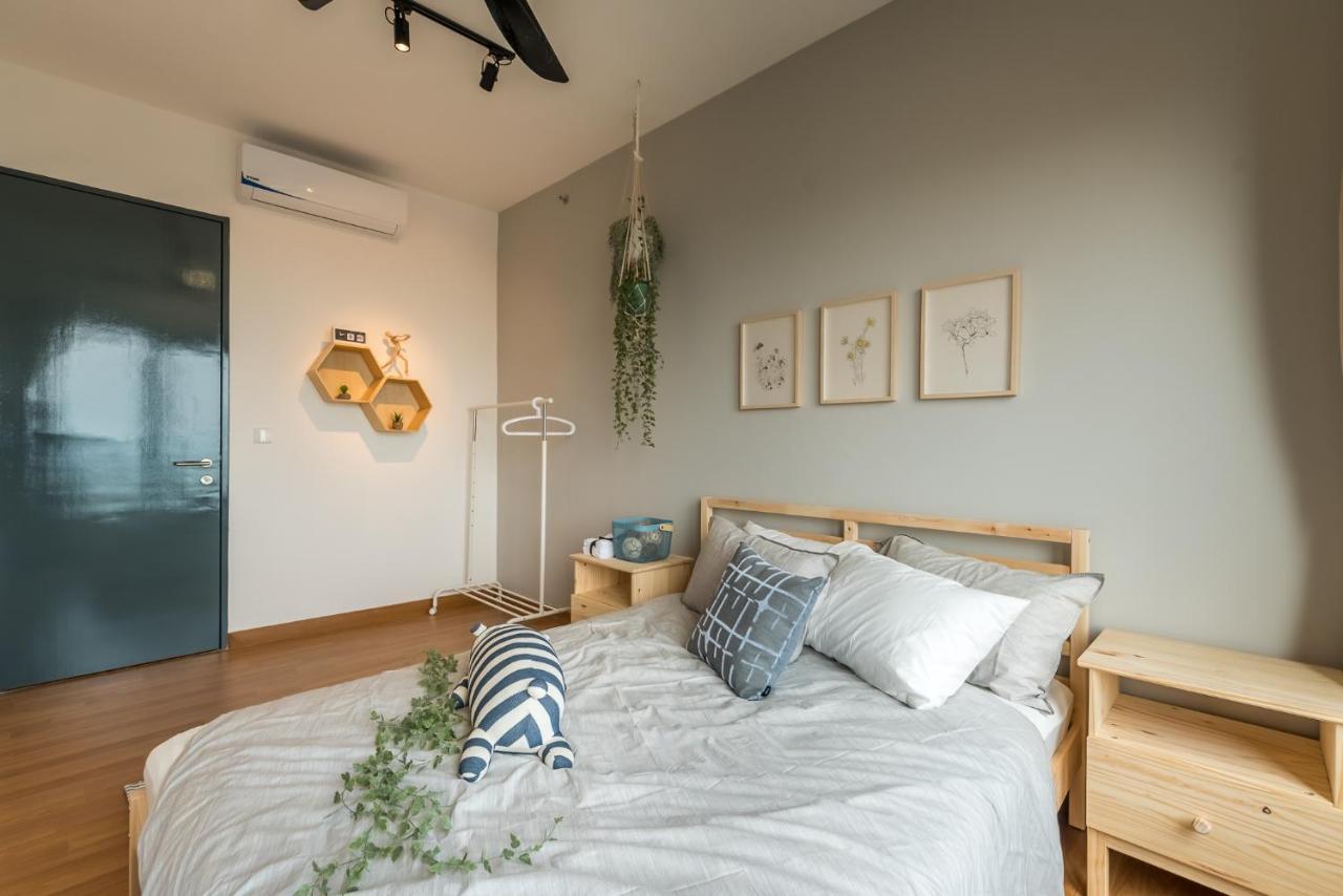 Apartment 海景房 Seaview 218 Macalister George Town